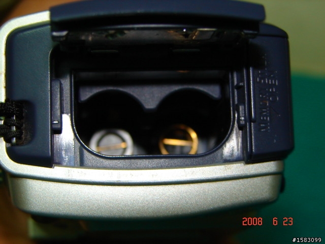200萬畫素(手機..相機)九年老機SONY P50