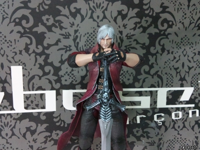PLAY ARTS 改 [DEVIL MAY CRY4] 但叔 簡易分享