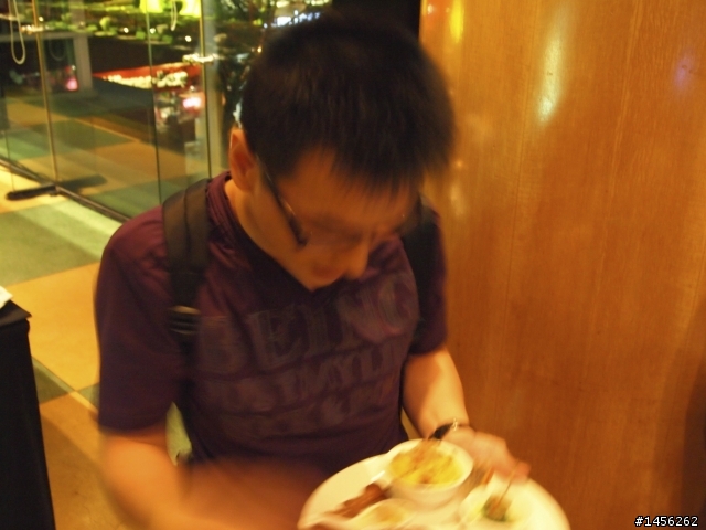 香港IPHONE 4 到手了 !!!!!! (更新30/7 20:00 發報會照片)