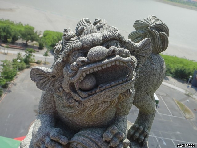 我的tx7拍出來真得很不鮮艷