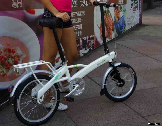 <開箱文＞電動車跑的快 RAYCH E1081超輕電動車,更正是RAYCH E1801
