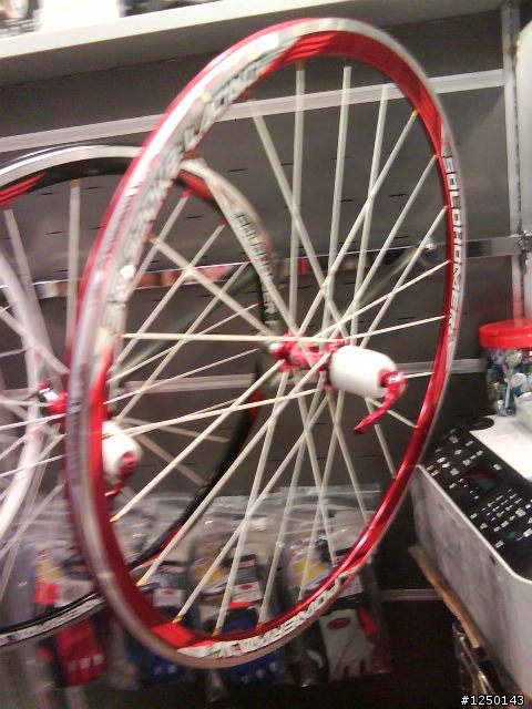 [分享][圖] 10年 台運動休閒展  BANNARD/YETI/X FUSION/ENDURO/POWERWAY/ RTS /RIDLEY