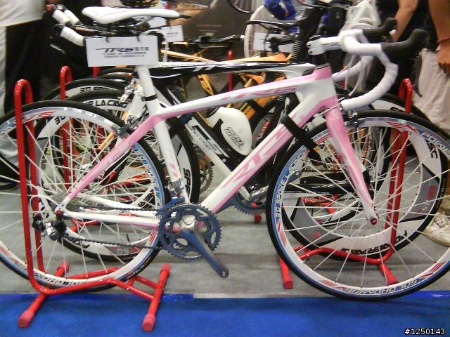 [分享][圖] 10年 台運動休閒展  BANNARD/YETI/X FUSION/ENDURO/POWERWAY/ RTS /RIDLEY