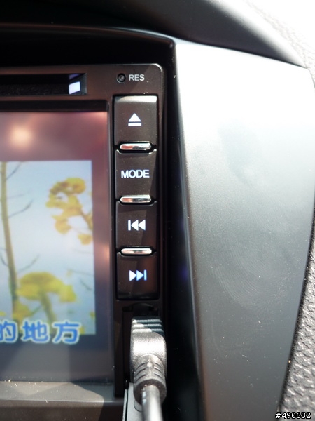 IX35新裝備（DVD、倒車影像、抬頭顯示器）組裝完成！