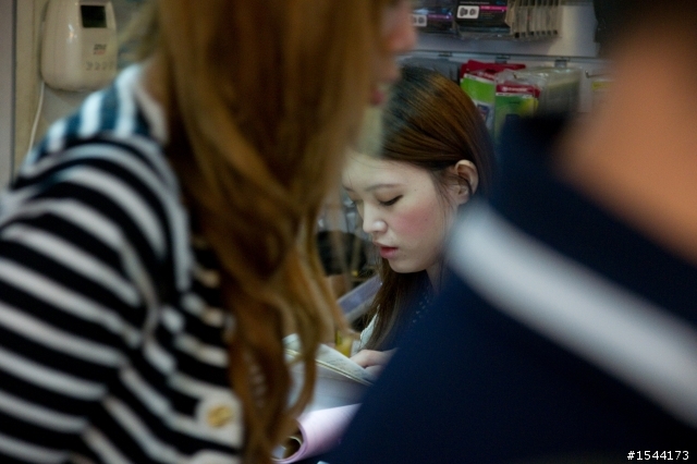 不專業SIGMA 17-70mm 2.8-4 開箱文 7/13跟新