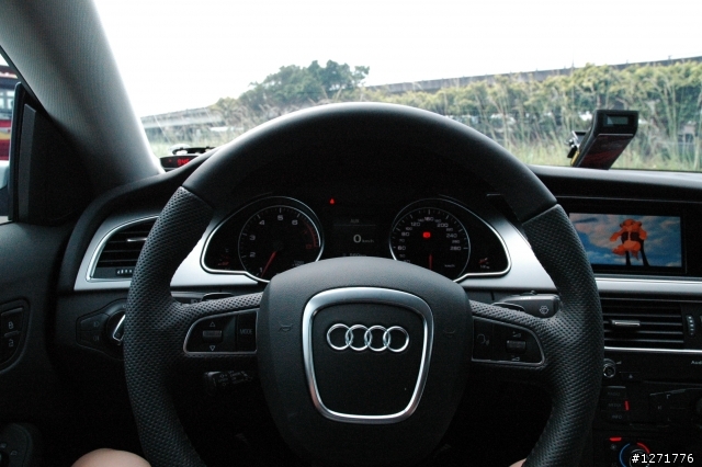 [開箱]遲來的白色Audi A5 Sportback 簡易開箱