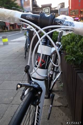 [圖片分享] MERIDA SCULTURA 105，平價碳纖車的另一選擇