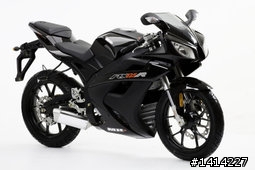 那個YZF-R125已經很稀有了...那長野賣的這台MH  RX  125R有人在路上看過嗎?