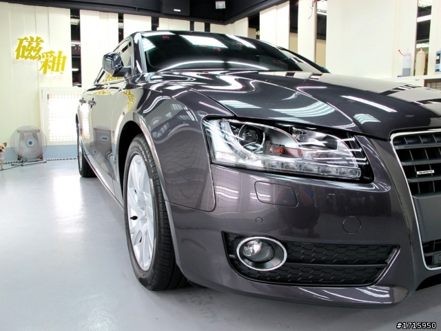 AUDI A5 SB 2.0TQ 紫晶灰