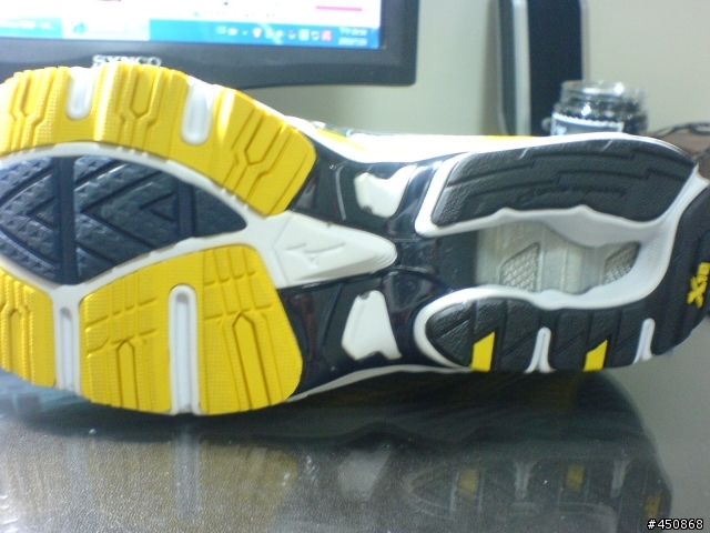 美津濃(MIZUNO) WAVE AERO 8 慢跑鞋