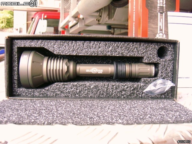 頂級手電筒--SUREFIRE M3LT 開箱 (首頁新增影片)