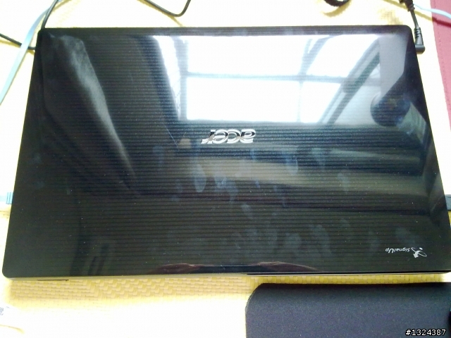 [開箱文] Acer S231HL 23吋LED液晶螢幕 ** 同場加映--Acer Aspire 5745G i5-450