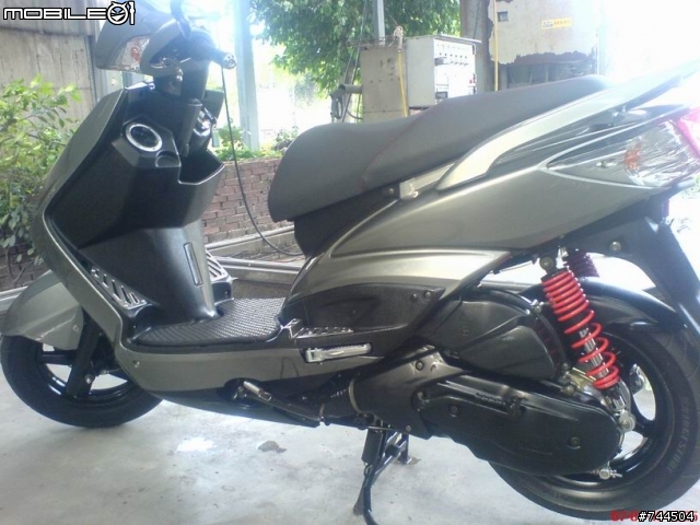 ﹝外觀分享﹞08年化油新勁戰上飛旋踏板照！！