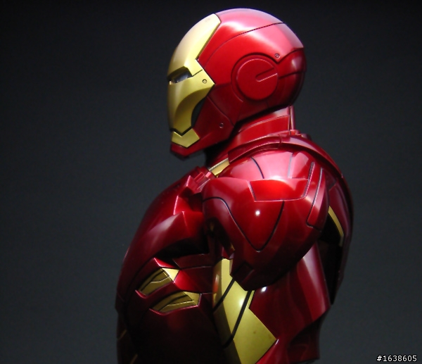 Hot Toys  Iron Man 2 鋼鐵人胸像