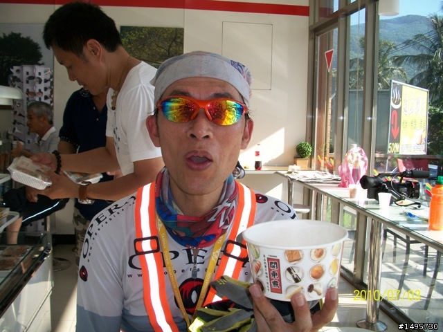 瘋600K (之) 一家都是人...相片600張