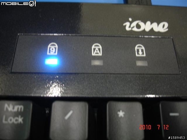 窮人福音!!超高CP值之機械式鍵盤!!iONE愛旺機械式鍵盤~~(黑軸)