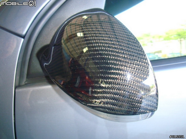 VW GOLF V GTI ~ 夢幻華麗 Carbon 上身 ~ 開箱分享