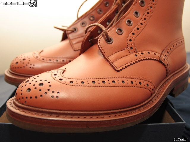 《開箱分享》TRICKER'S 英式雕花鞋