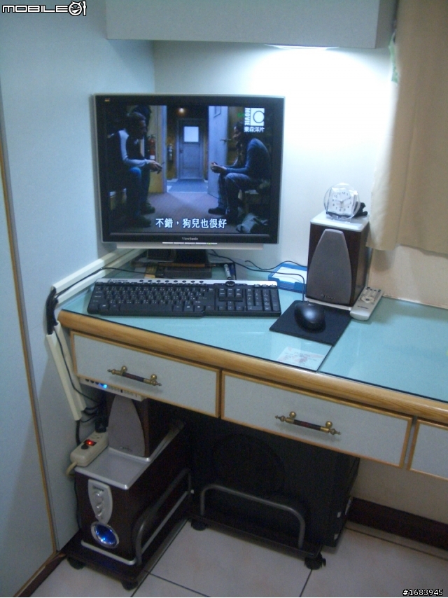 [分享] 小房間之大滿足 My room (圖)
