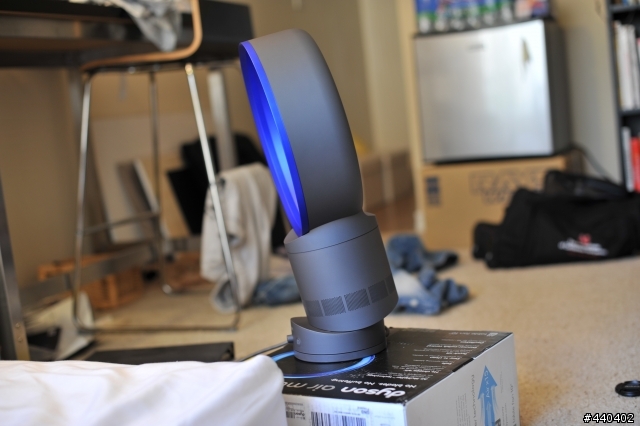 顛覆傳統～沒有葉片的電風扇 Dyson am01