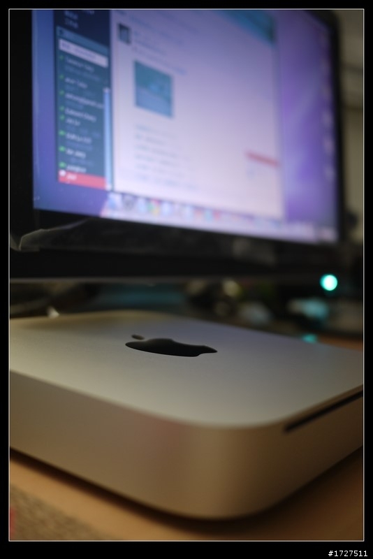 親手拿到mac  mini後，覺得它值這個價。。