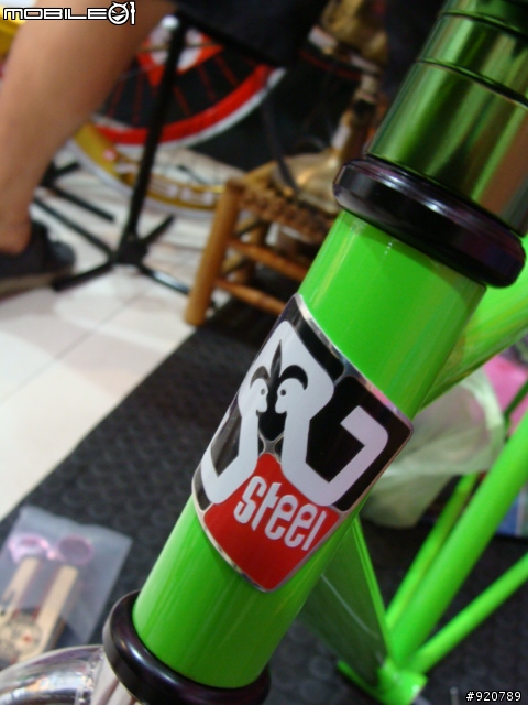 [分享] 我的第一台 FixEd GeAr "城市螢火蟲"