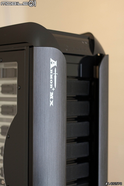 簡單開箱：Thermaltake Armor+ MX