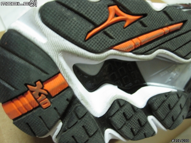 慢跑鞋的新體驗，Mizuno(美津濃)-8kn-04654