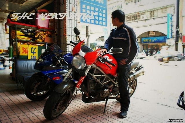 『溫馨分享』與家人分享你的最愛，Z1000雙出AKPROVIC