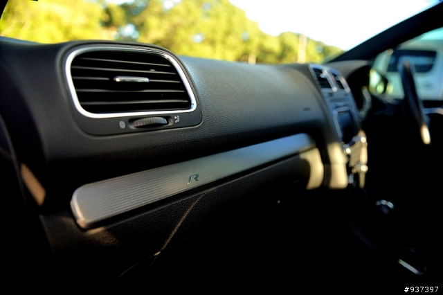[開箱] 來自狼堡的怒吼 VW GOLF R