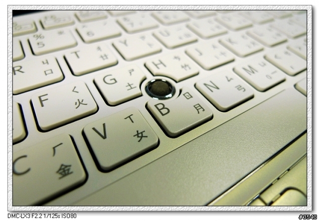 更新 W213 分享！~~我的生日禮物 VPCP115KW 開箱及包膜分享