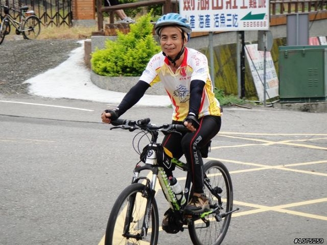 (照片)20100725鐵國山硬陡行暨中華電信減碳愛地球無車日活動