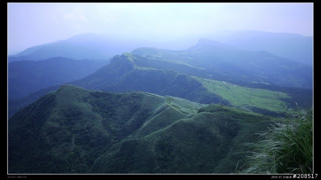 終於看到台灣的右肩：桃源谷步道越嶺 -草嶺古道