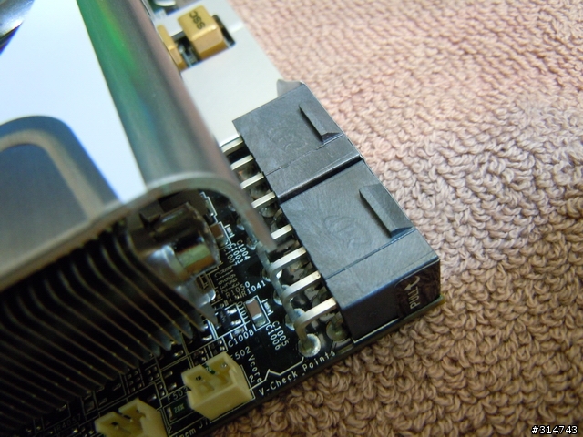 [開箱分享]微星MSI R5870 Lightning顯示卡