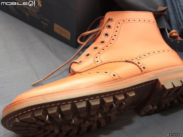 《開箱分享》TRICKER'S 英式雕花鞋