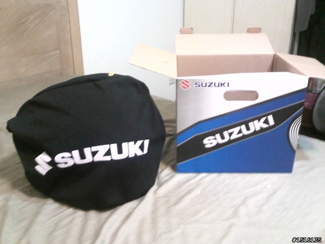 [預 告 開 箱 文] 期盼2年的 SUZUKI GSR尊爵黑 加映 ZEUS-608 SUZUKI紀念版