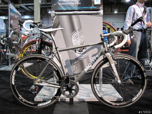 07/16~07/19 台灣運動暨休閒產業展在世貿------MOOTS 鈦車架參展，有空可以去看看