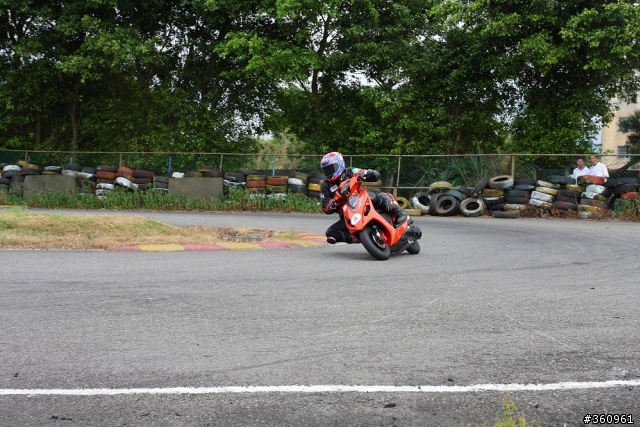2010/07/11~~佛心光陽KCC!!好騎KYMCO VJR!!