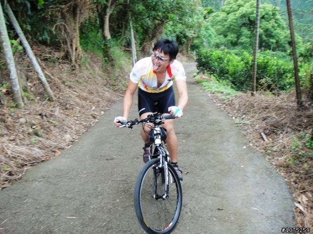 (照片)20100725鐵國山硬陡行暨中華電信減碳愛地球無車日活動