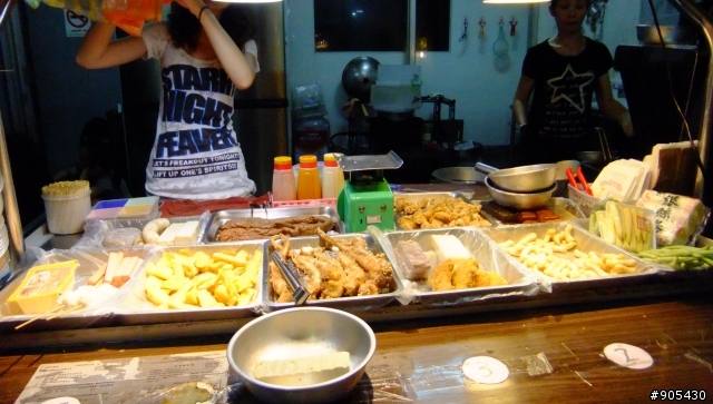 [景點] 板橋中山路靠近光復橋 好吃的鹽酥雞 ---阿山搖擺雞