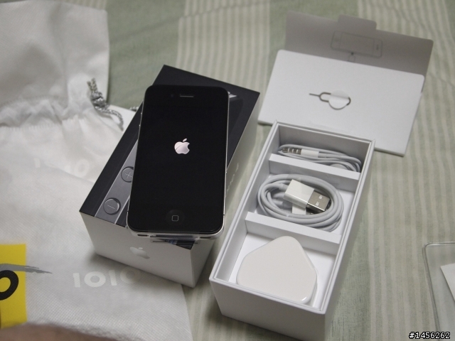 香港IPHONE 4 到手了 !!!!!! (更新30/7 20:00 發報會照片)