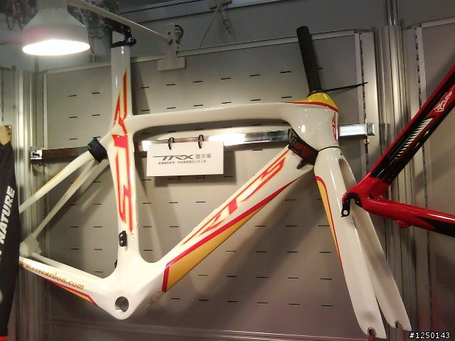 [分享][圖] 10年 台運動休閒展  BANNARD/YETI/X FUSION/ENDURO/POWERWAY/ RTS /RIDLEY
