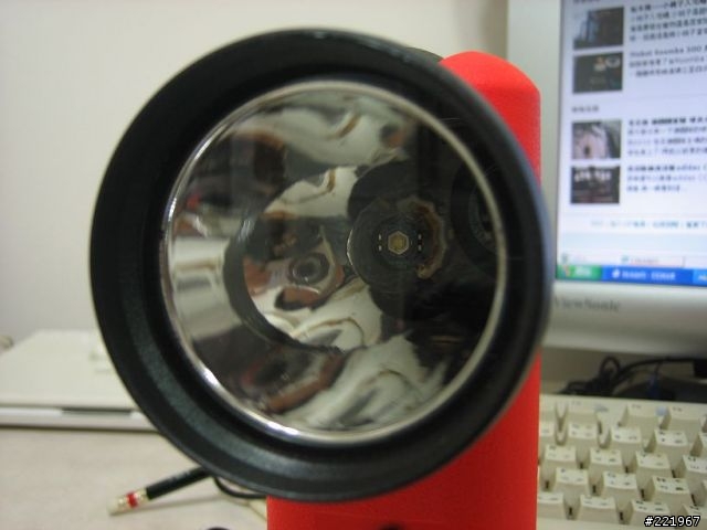 [開箱文]STREAMLIGHT SURVIVOR LED L型手電筒(防爆)