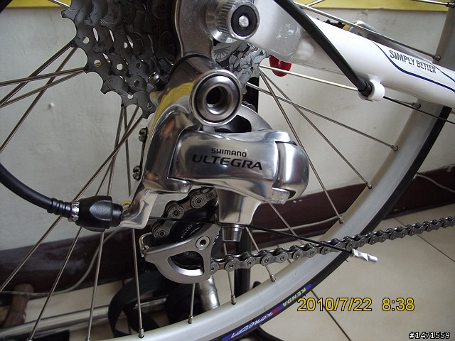 FUJI ACE 24 兒童公路車開箱文,改裝碳纖前叉完成