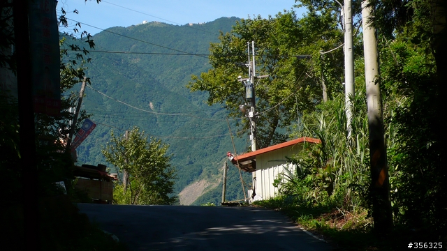 [遊記] 清石林道/霞喀羅古道夏日青爽騎