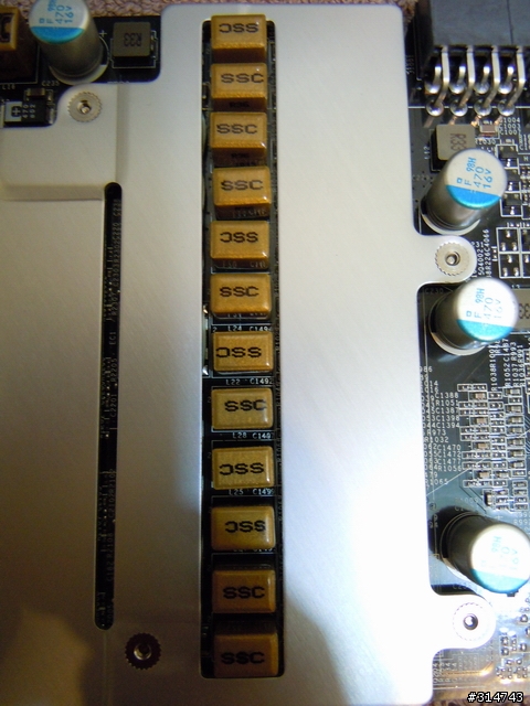 [開箱分享]微星MSI R5870 Lightning顯示卡