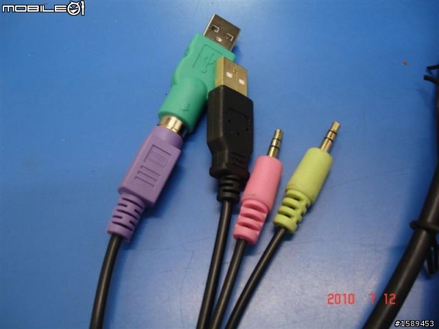 窮人福音!!超高CP值之機械式鍵盤!!iONE愛旺機械式鍵盤~~(黑軸)