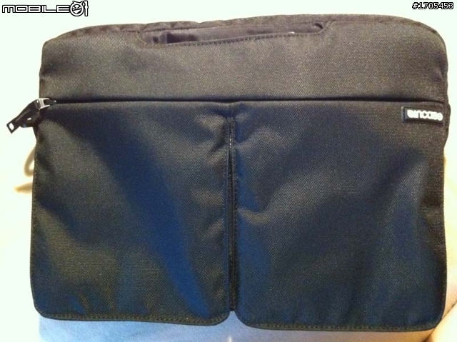 [開包文] Incase Nylon Sleeve 13 for MacBook Pro 13" Black
