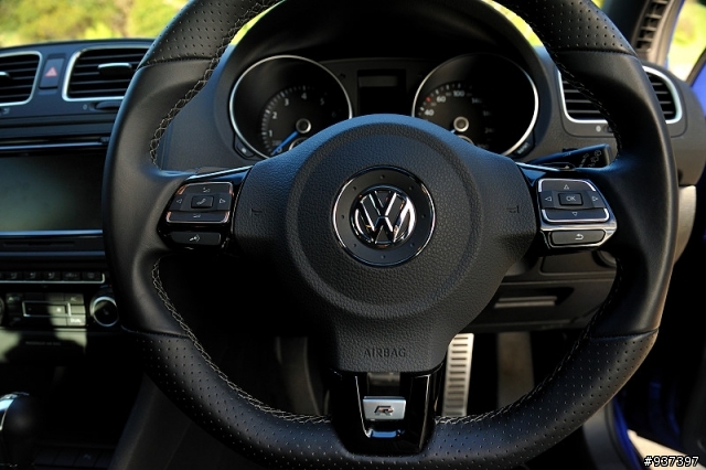 [開箱] 來自狼堡的怒吼 VW GOLF R