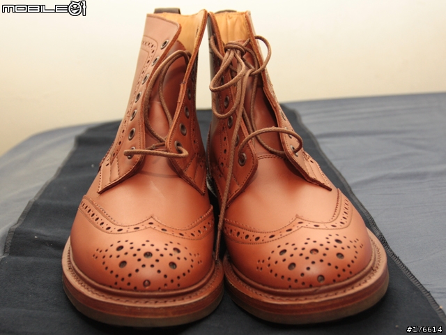 《開箱分享》TRICKER'S 英式雕花鞋
